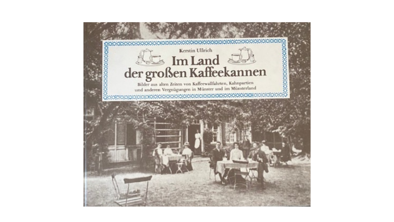 „Im Land der großen Kaffeekannen“ von Kerstin Ullrich